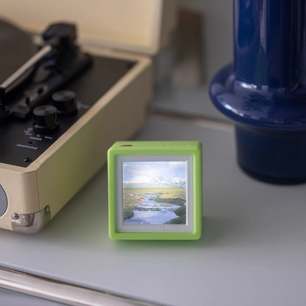Photographic Film Reversal Film Decorative Night Light / Suitable for 7x7cm Film