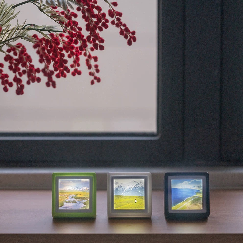 Photographic Film Reversal Film Decorative Night Light / Suitable for 7x7cm Film