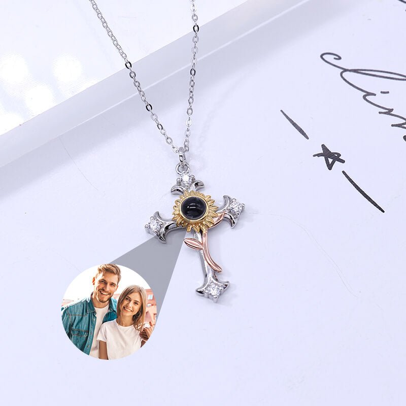 Personalized cross flower projection necklace - OOOMG