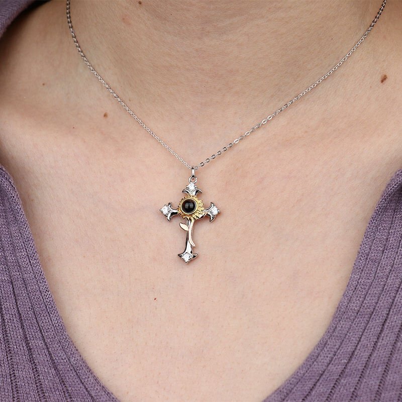 Personalized cross flower projection necklace - OOOMG