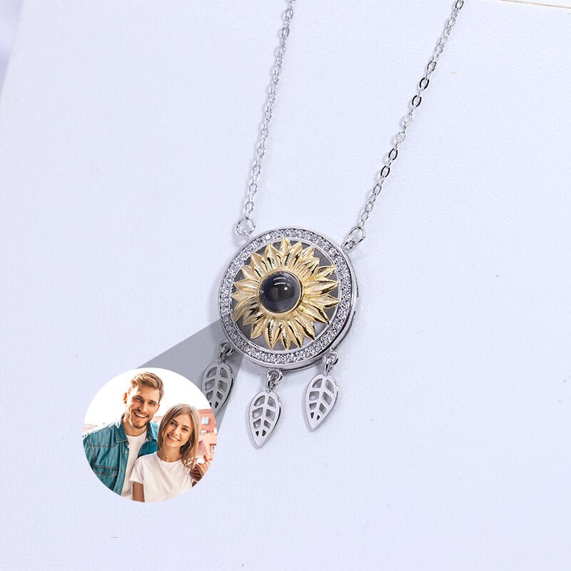 Personalized dream catcher flower projection necklace - OOOMG